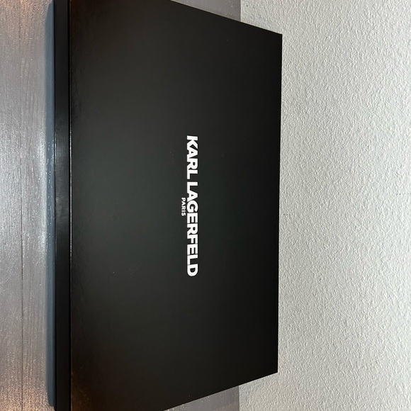 Karl Lagerfeld 3pc Set - Picture 2 of 5